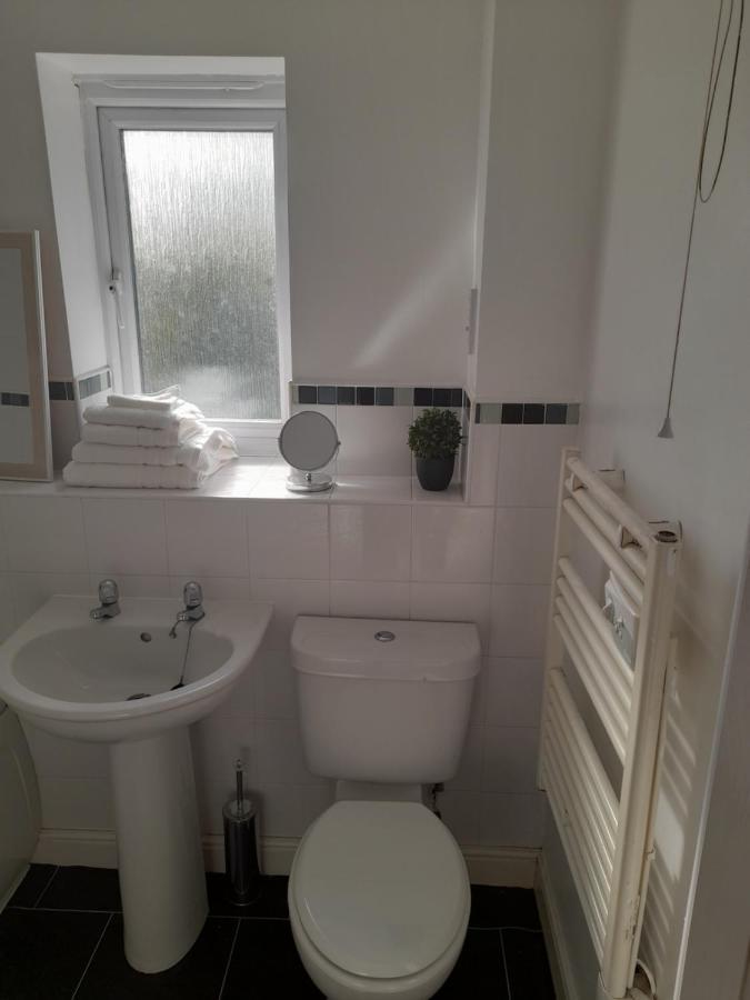 Penthouse Apartment Free Wi-Fi & Parking Occasional Bed Available Solihull Exterior foto